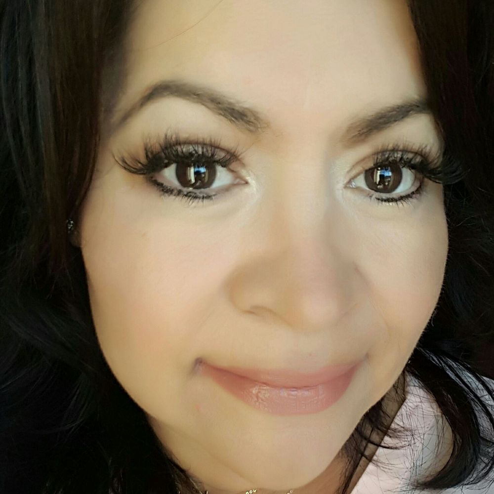 Meet your Posher, Elaine